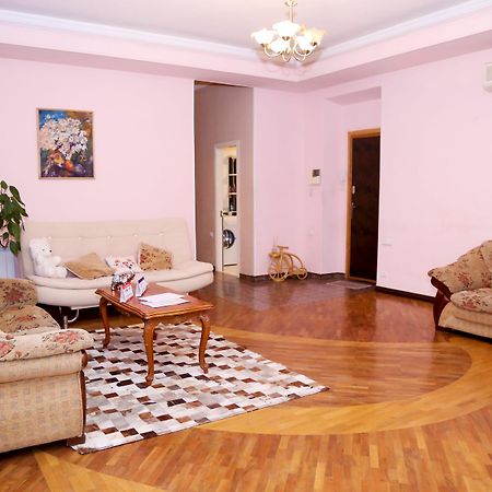 Apartment On 11 Amiryan Street Ереван Экстерьер фото